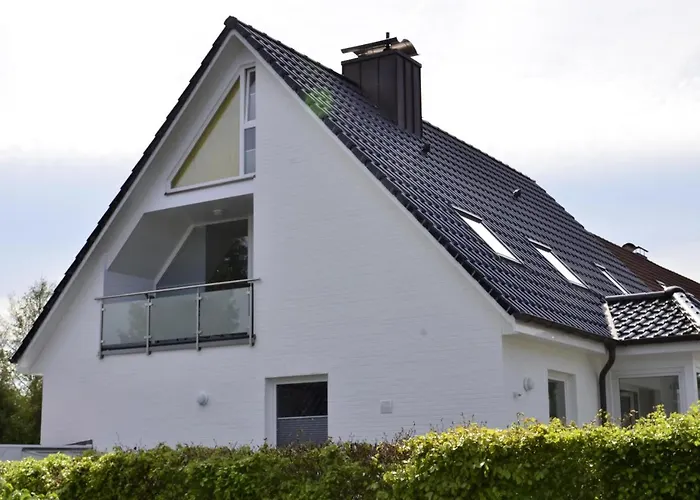 Foerster Finkenstrasse * Timmendorfer Strand