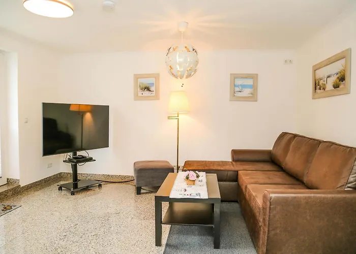 Foerster Finkenstrasse Apartment